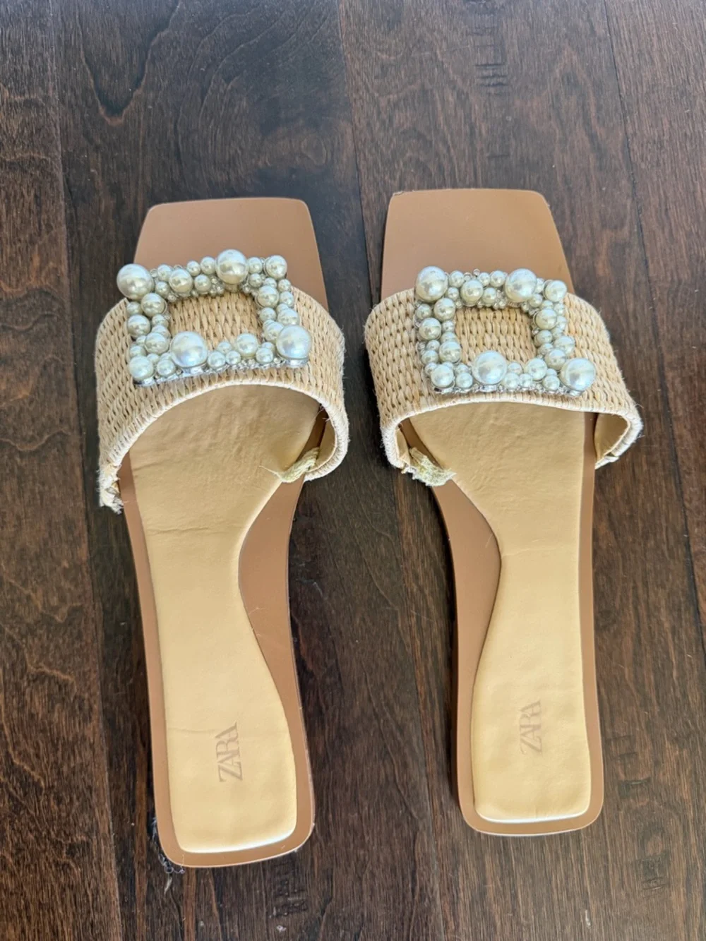 Zara Tan Raffia Slide Sandals with Pearl-Embellished Buckle - Picture 4 of 6